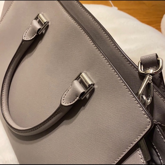 Michael Kors purse - Picture 4 of 4